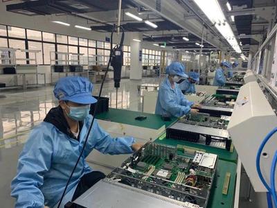 浪潮南寧生產(chǎn)基地正式投產(chǎn)，填補(bǔ)西南地區(qū)計(jì)算機(jī)產(chǎn)業(yè)空白